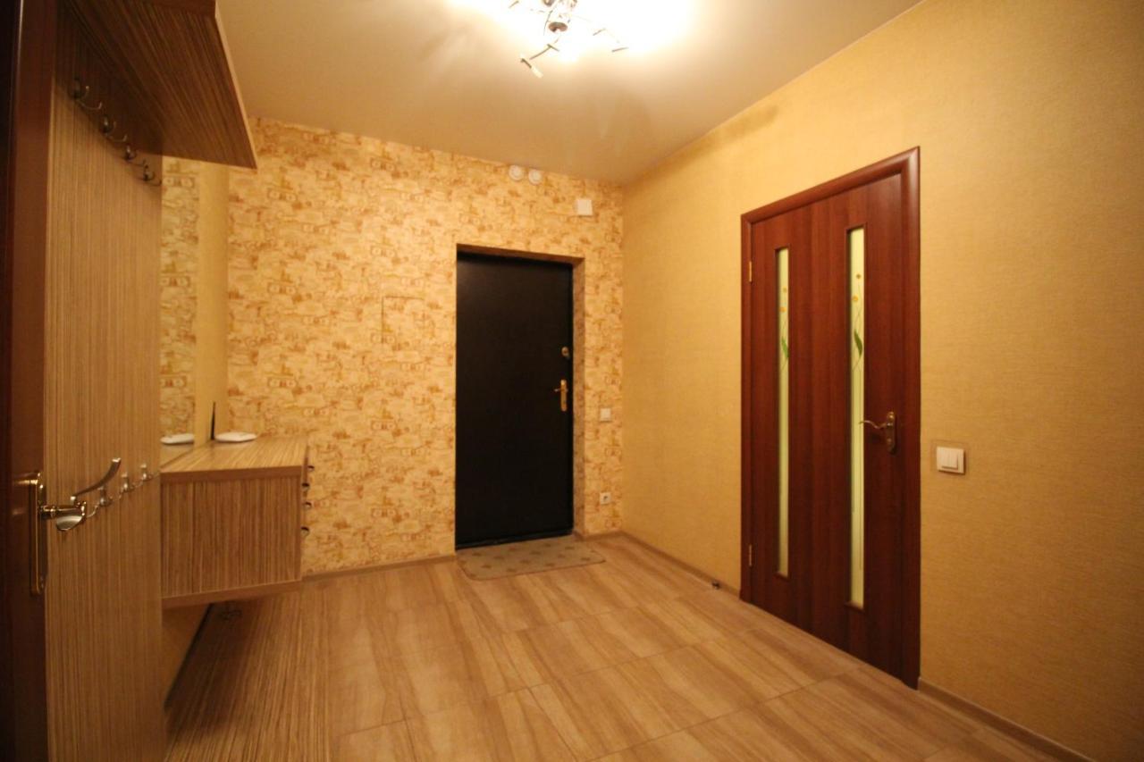 Panoramic View Lux Apartment On Metro Osokorky Киев Екстериор снимка
